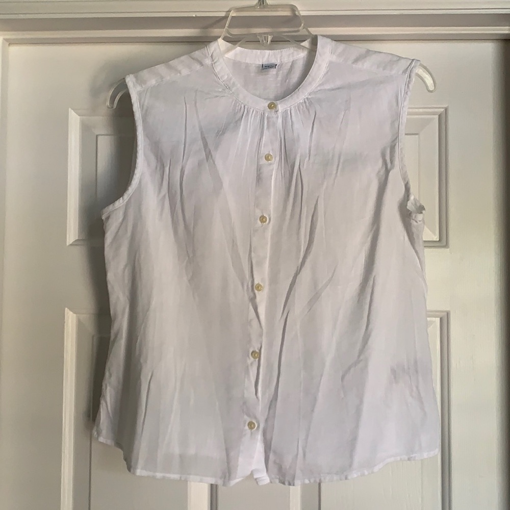 Old Navy Sleeveless Blouse